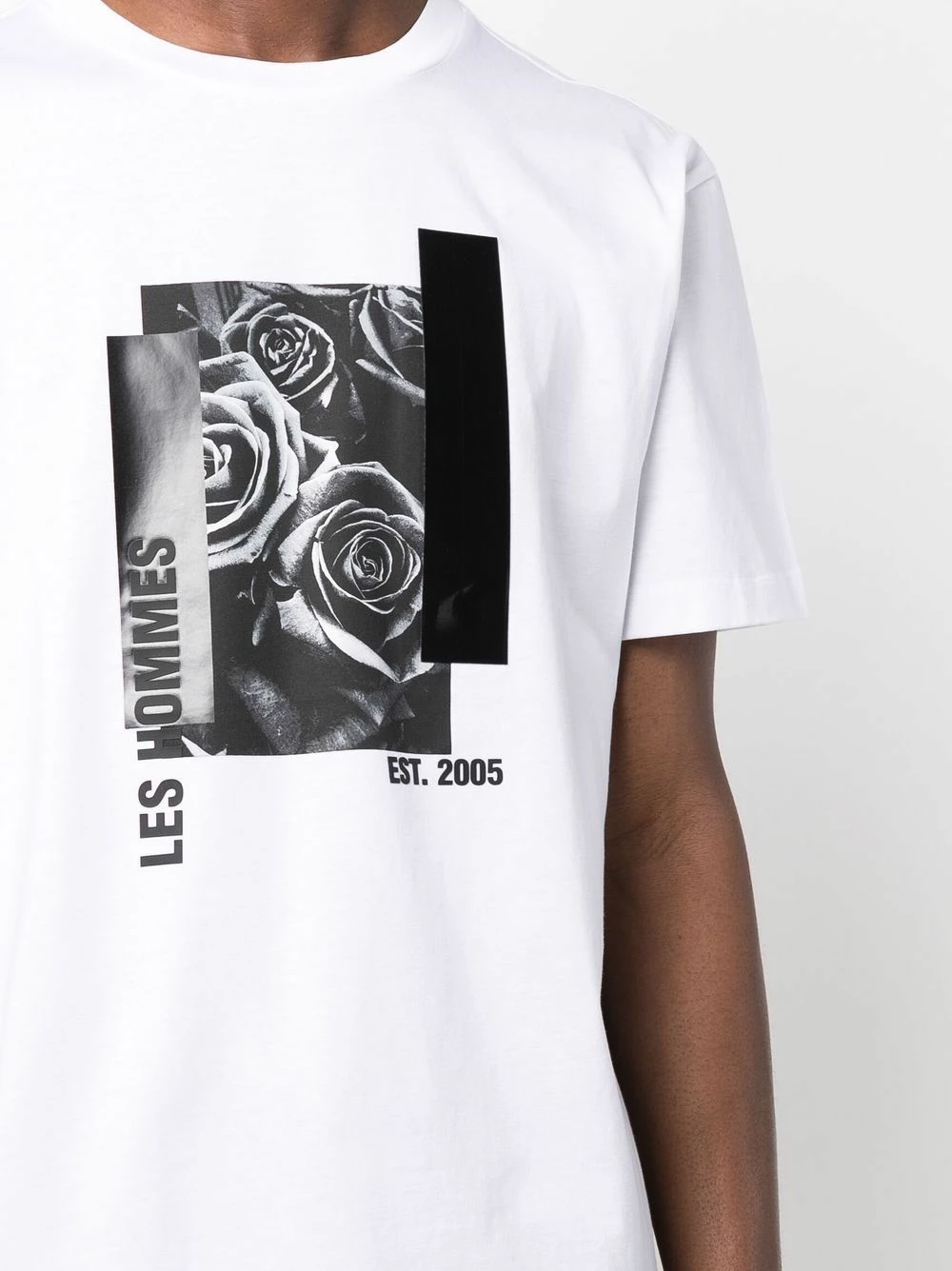 Les Hommes Rose print logo T shirt t-shirts of men 5 Les Hommes rose-print logo T-shirt